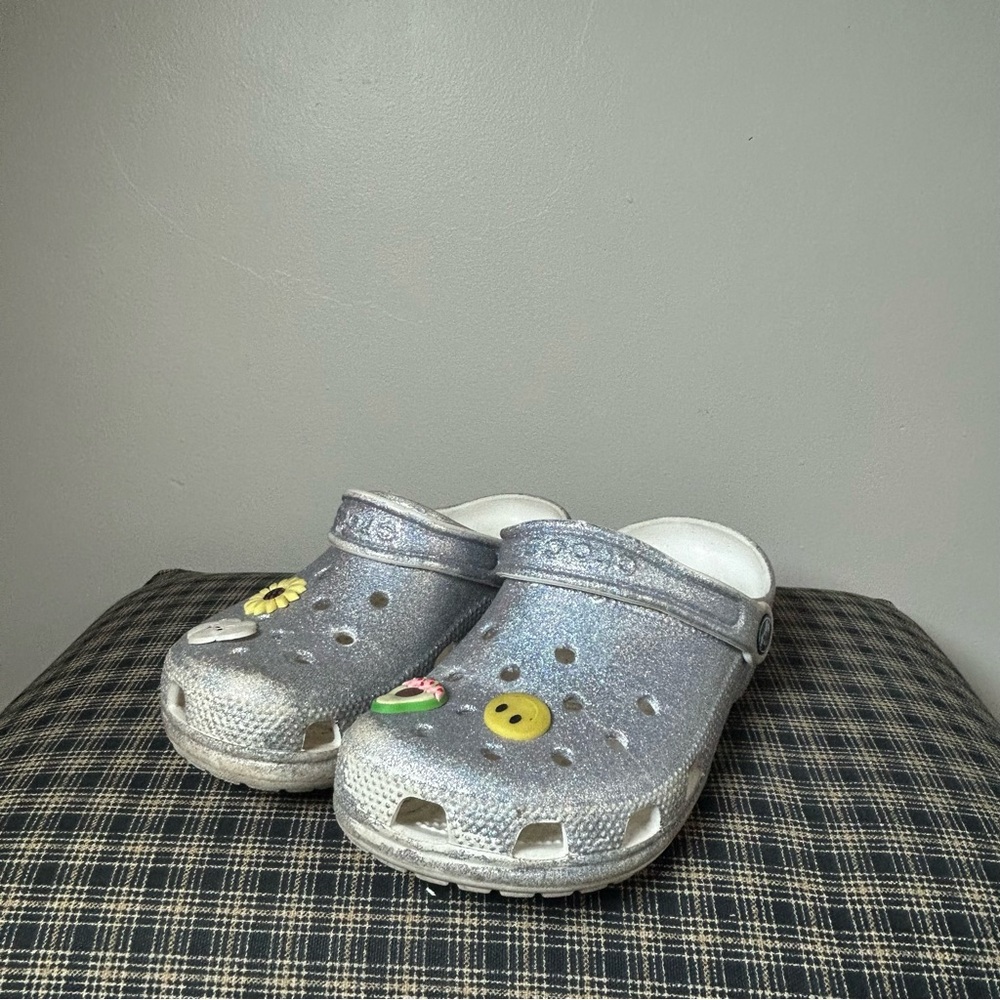Kids Glitter Silver‎ Crocs Clogs with Charms Size 2T
